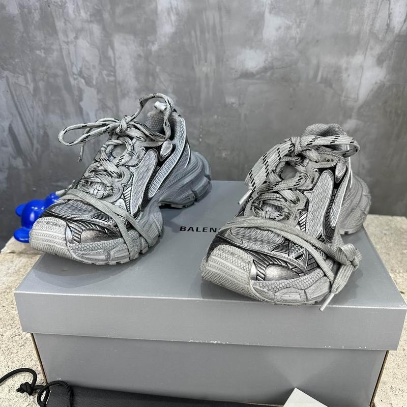 Balenciaga Men's Shoes 222